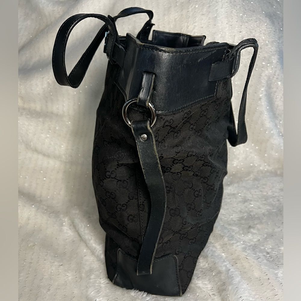 AUTH GUCCI HANDBAG- black - Picture 5 of 16